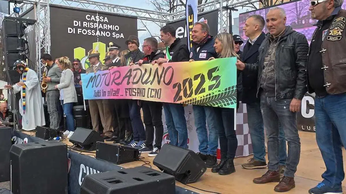 42° Motoraduno Fossano, un fiume di moto ha dato il via alla stagione motociclistica 2025 (11)