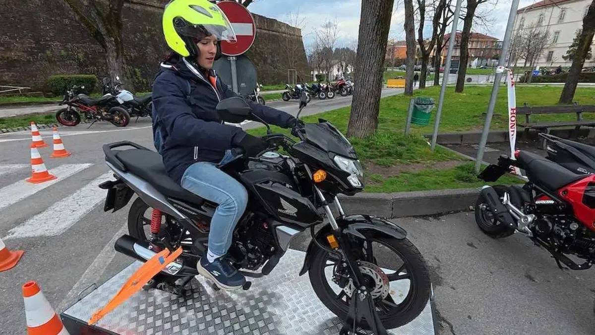 42° Motoraduno Fossano, un fiume di moto ha dato il via alla stagione motociclistica 2025 (12)