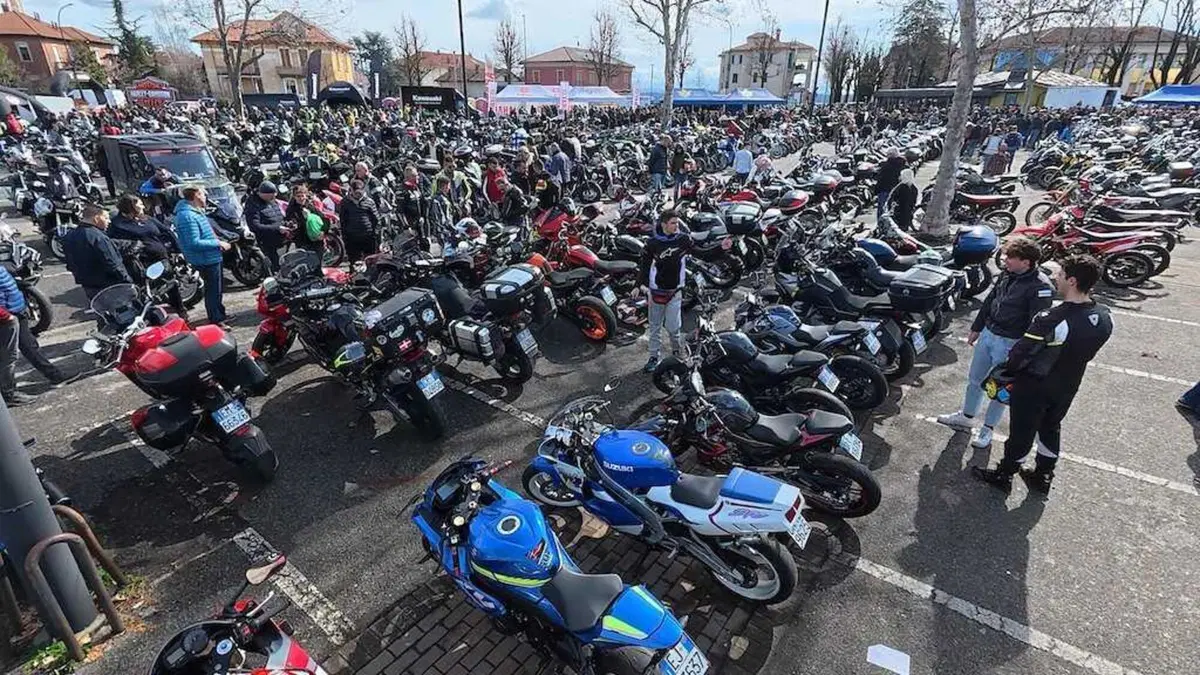 42° Motoraduno Fossano, un fiume di moto ha dato il via alla stagione motociclistica 2025 (37)