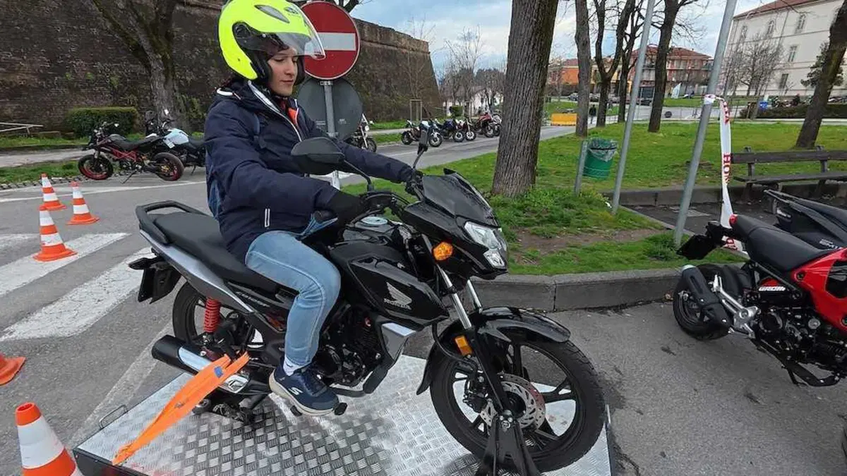 42° Motoraduno Fossano, un fiume di moto ha dato il via alla stagione motociclistica 2025 (42)