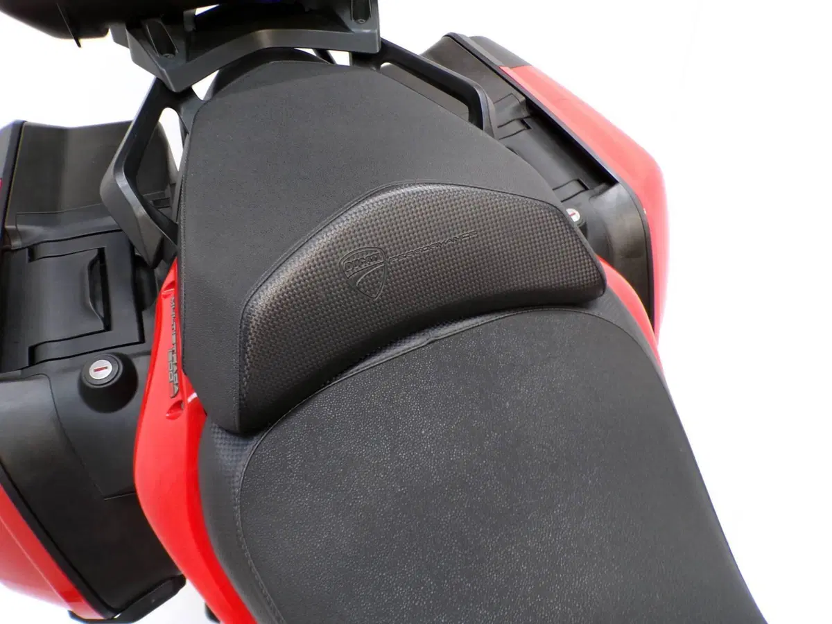 Ducati Multistrada 1200 S Touring (2013 - 14) (11)
