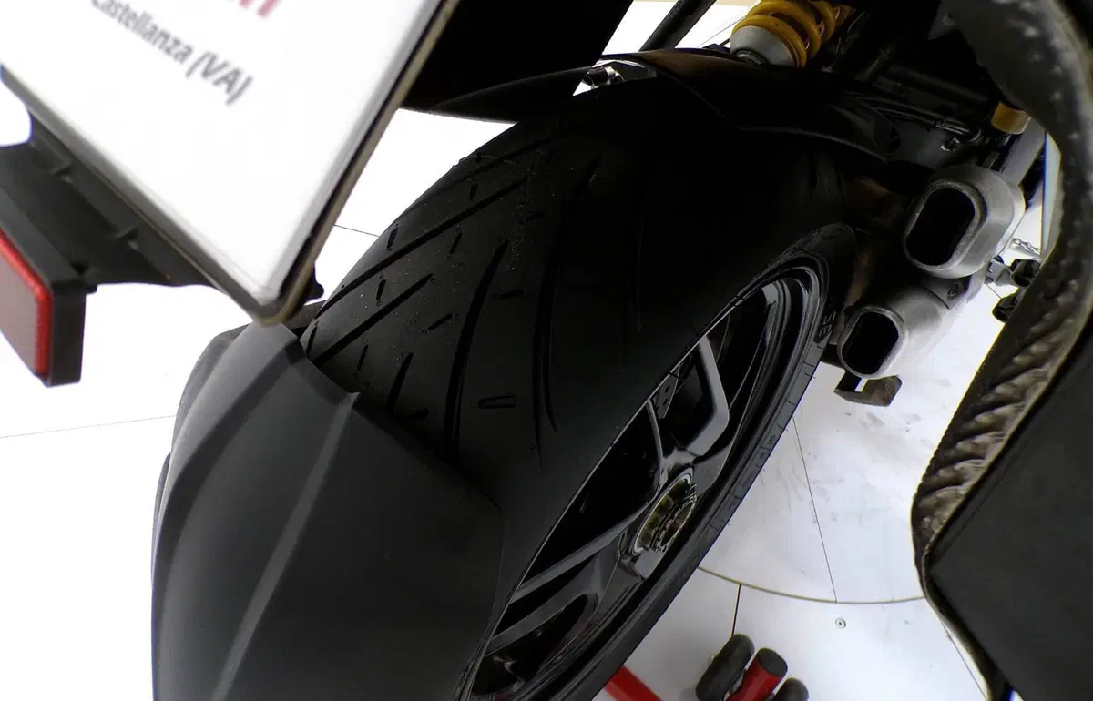 Ducati Multistrada 1200 S Touring (2013 - 14) (13)