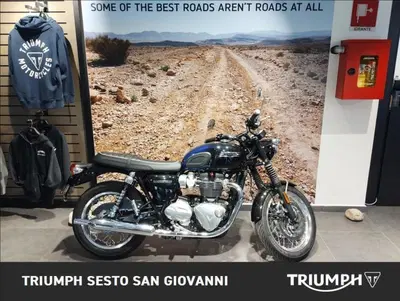 Triumph Bonneville T120 Stealth Edition (2024) usata