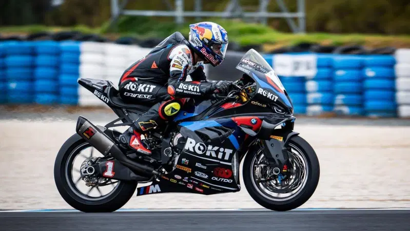 SBK. Toprak e la MotoGP: "Quale team mi consigliate?"