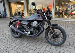Moto Guzzi V7 Stone Special Edition (2022 - 25) usata