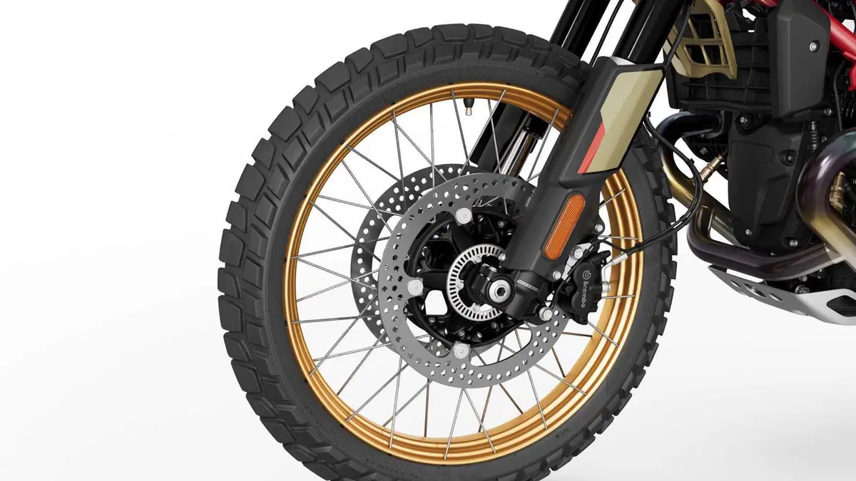 BMW R12 G/S: ecco il prezzo, le caratteristiche tecniche e le foto [VIDEO E GALERY] (14)