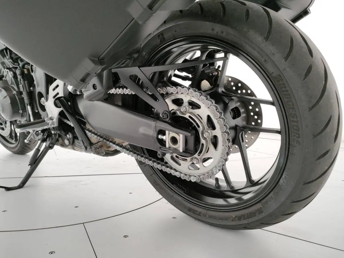 Yamaha Tracer 9 (2021 - 24) (6)