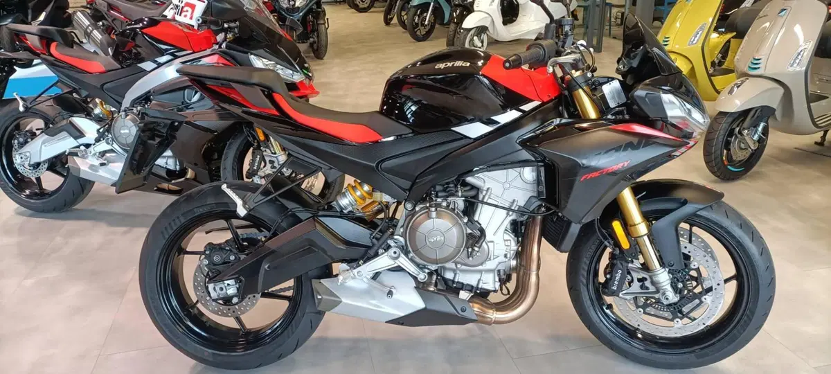 Aprilia Tuono 660 Factory (2025 - 26)