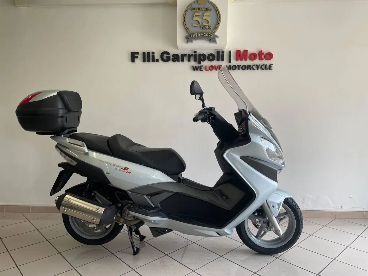 Malaguti Madison 250 3 i.e. (2)