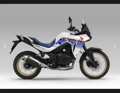 Honda Transalp XL750 (2025) nuova
