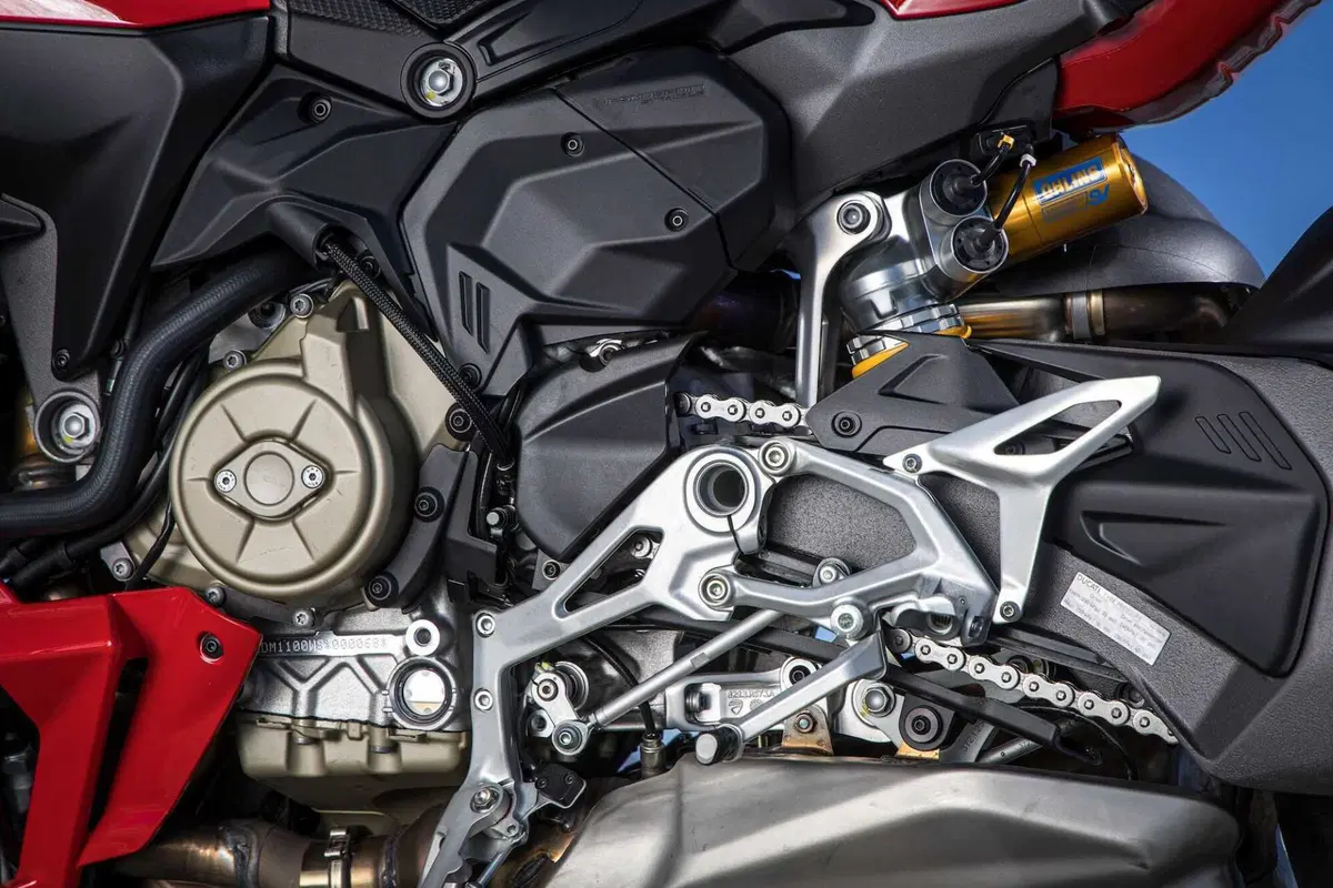 Ducati Streetfighter V4S (29)