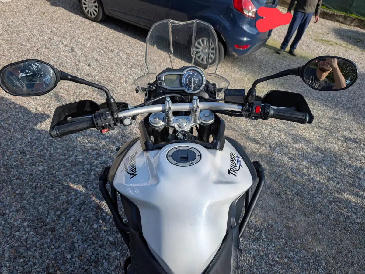 Triumph Tiger 800 XC ABS (2010 - 14) (8)