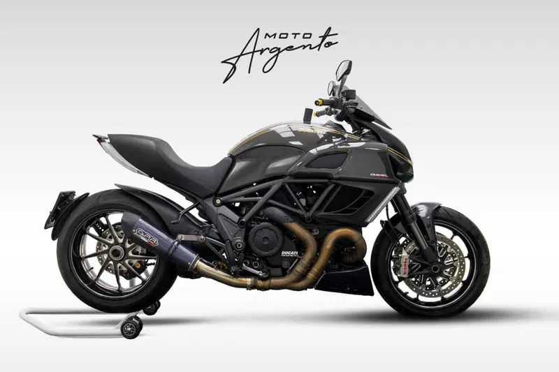 Ducati Diavel 1200 (2010 - 13)