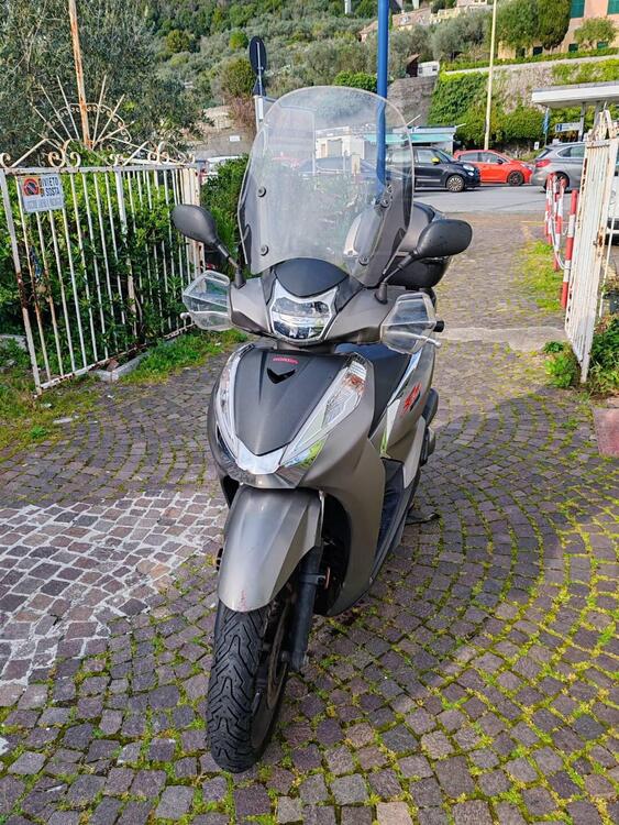 Honda SH 300 i Sport ABS (2018 - 20) (2)