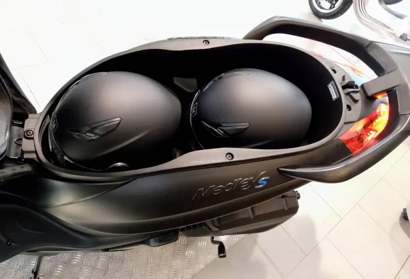 Piaggio Medley 125 S (2025 - 26) (4)