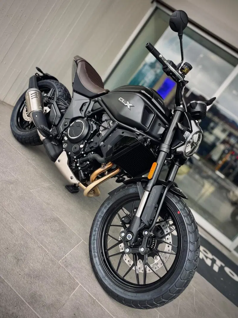 CFMOTO 700CL-X Heritage (2021 - 26)