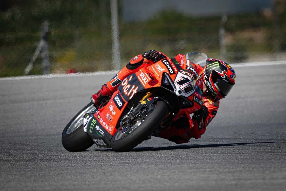 SBK 2025. Razgatlioglu conquista la Superpole di Portimao! (21)