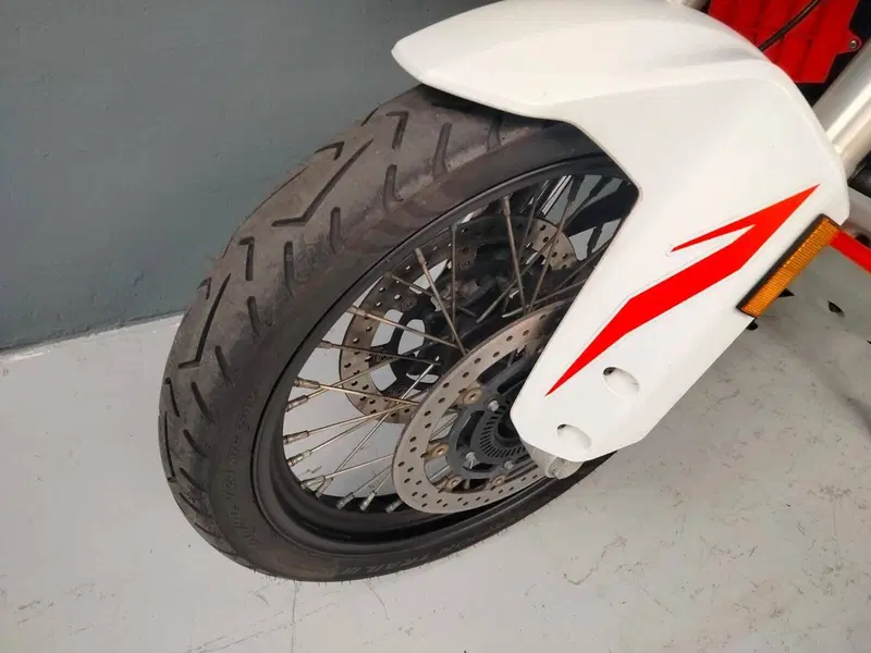 KTM 1290 Super Adventure R (2021) (9)