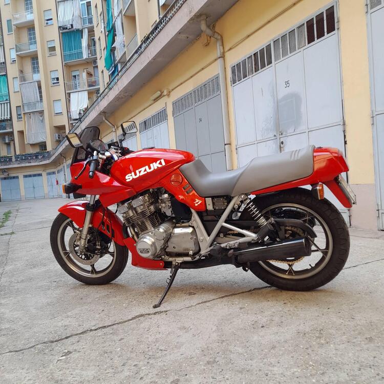 Suzuki katana