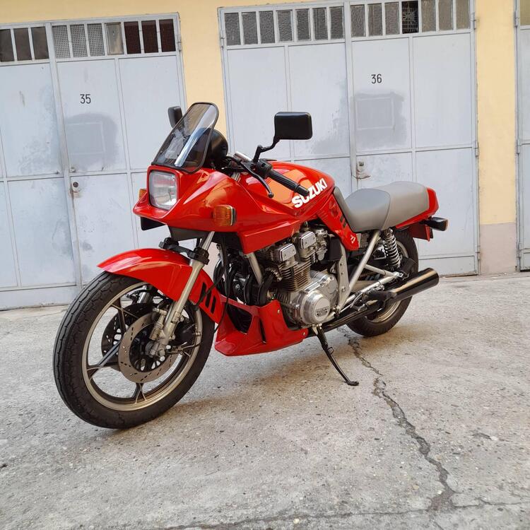 Suzuki katana (2)