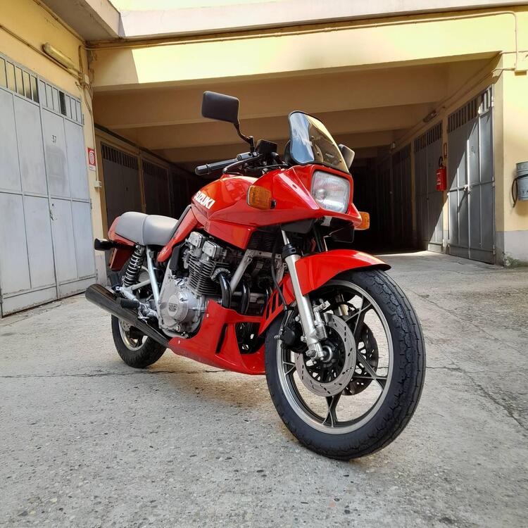 Suzuki katana (4)