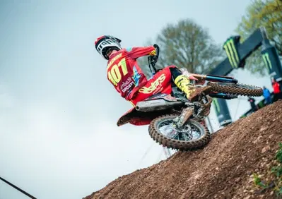 MXGP. Mattia Guadagnini infortunato in allenamento, fratturate sei costole