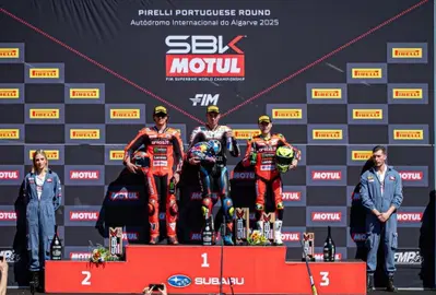 SBK 2025, GP del Portogallo. In Gara 2 vince Toprak ma che spettacolo con Bulega!