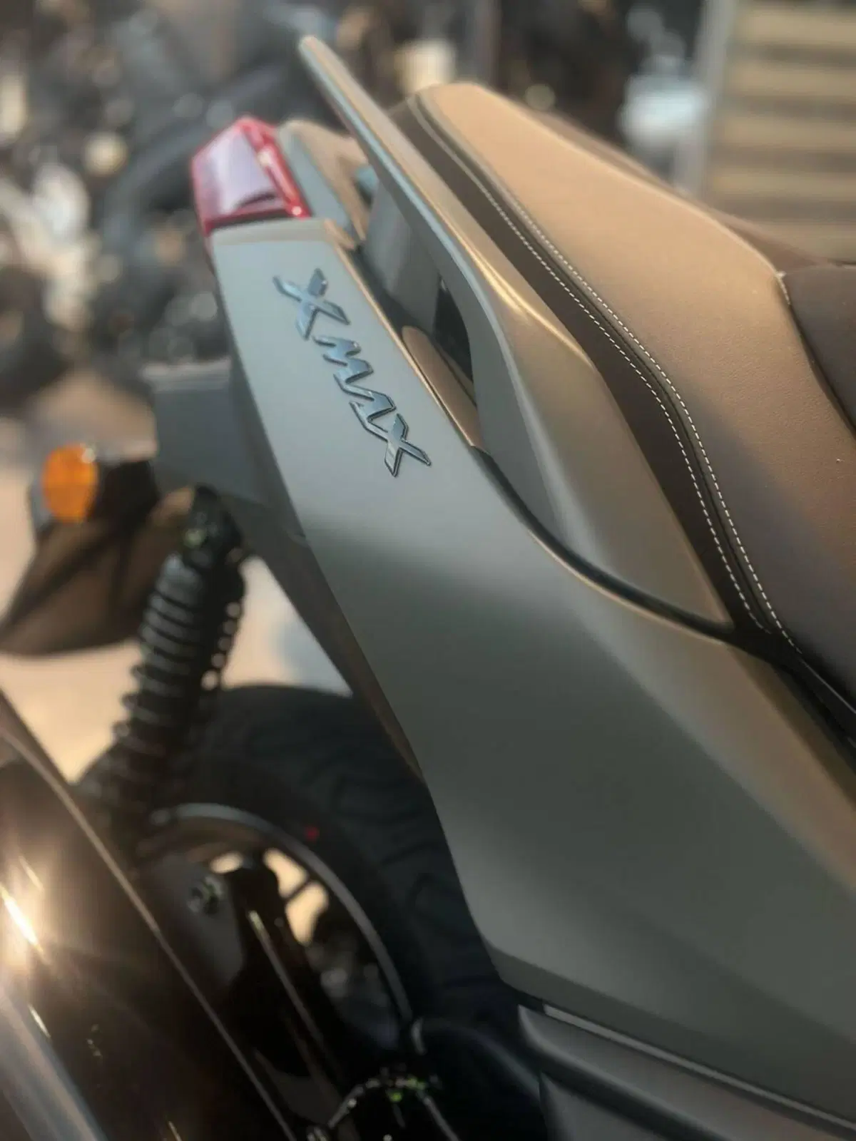 Yamaha X-Max 300 (2025 - 26) (6)