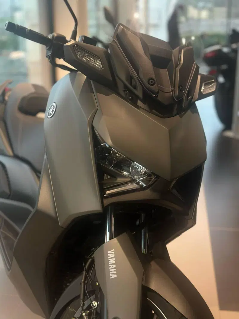 Yamaha X-Max 300 (2025 - 26) (16)