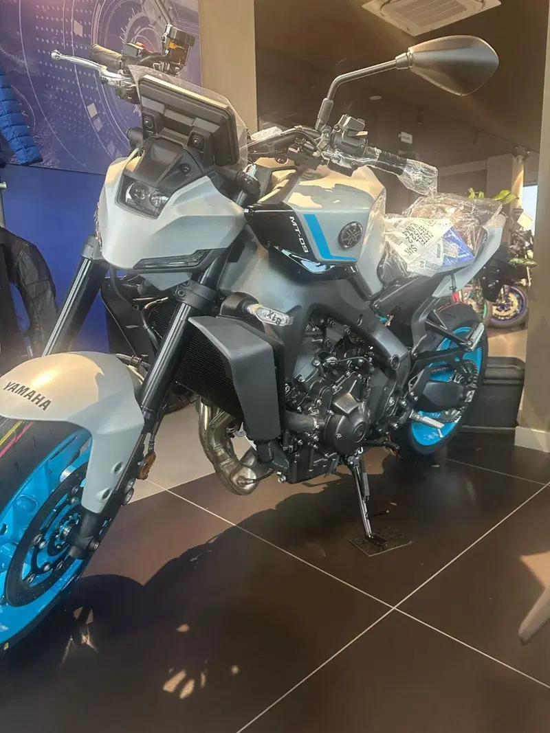 Yamaha MT-09 (2024 - 26) (7)