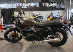 Triumph Street Twin 900 (2017 - 18) usata