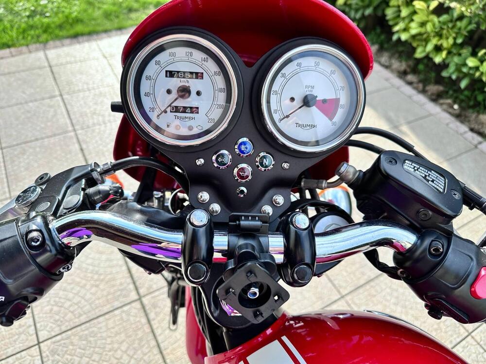 Triumph Thruxton 900 (2004 - 15) (5)