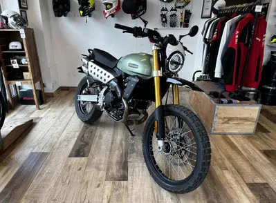 Fantic Caballero Rally 2025, la videoscheda tecnica: motore, ciclistica e segreti. Tutto quello che devi sapere [VIDEO]
