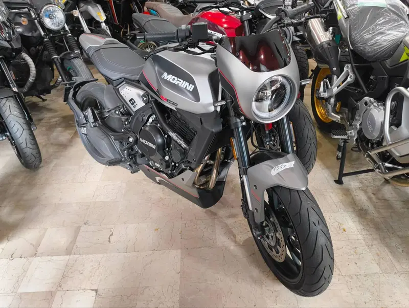 Moto Morini SEIEMMEZZO STR (2022 - 26) (3)