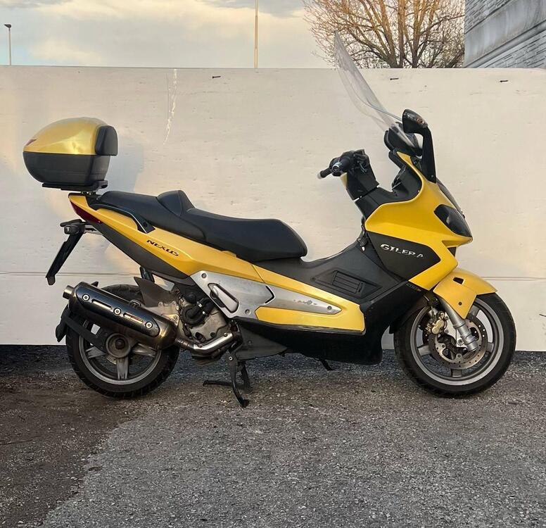 Gilera Nexus 500 (2003 - 05) (2)