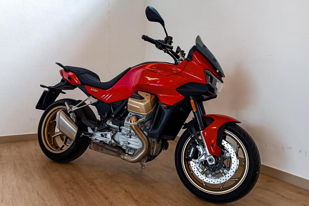 Moto Guzzi V100 Mandello (2022 - 24) (2)