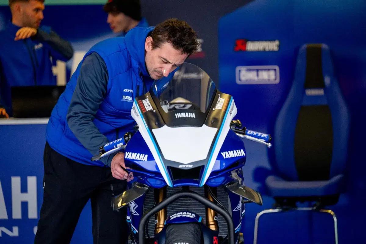 Yamaha R9: al Blue Racing Day 2025 è lei la star. L'abbiamo provata in pista a Misano [GALLERY] (7)