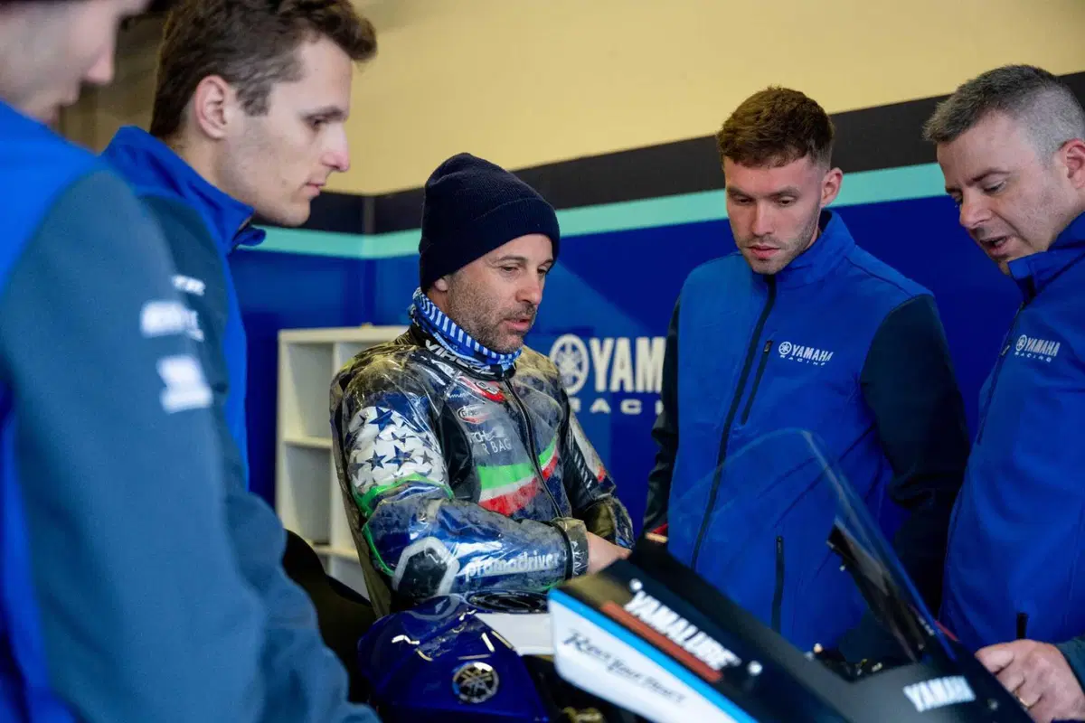 Yamaha R9: al Blue Racing Day 2025 è lei la star. L'abbiamo provata in pista a Misano [GALLERY] (18)