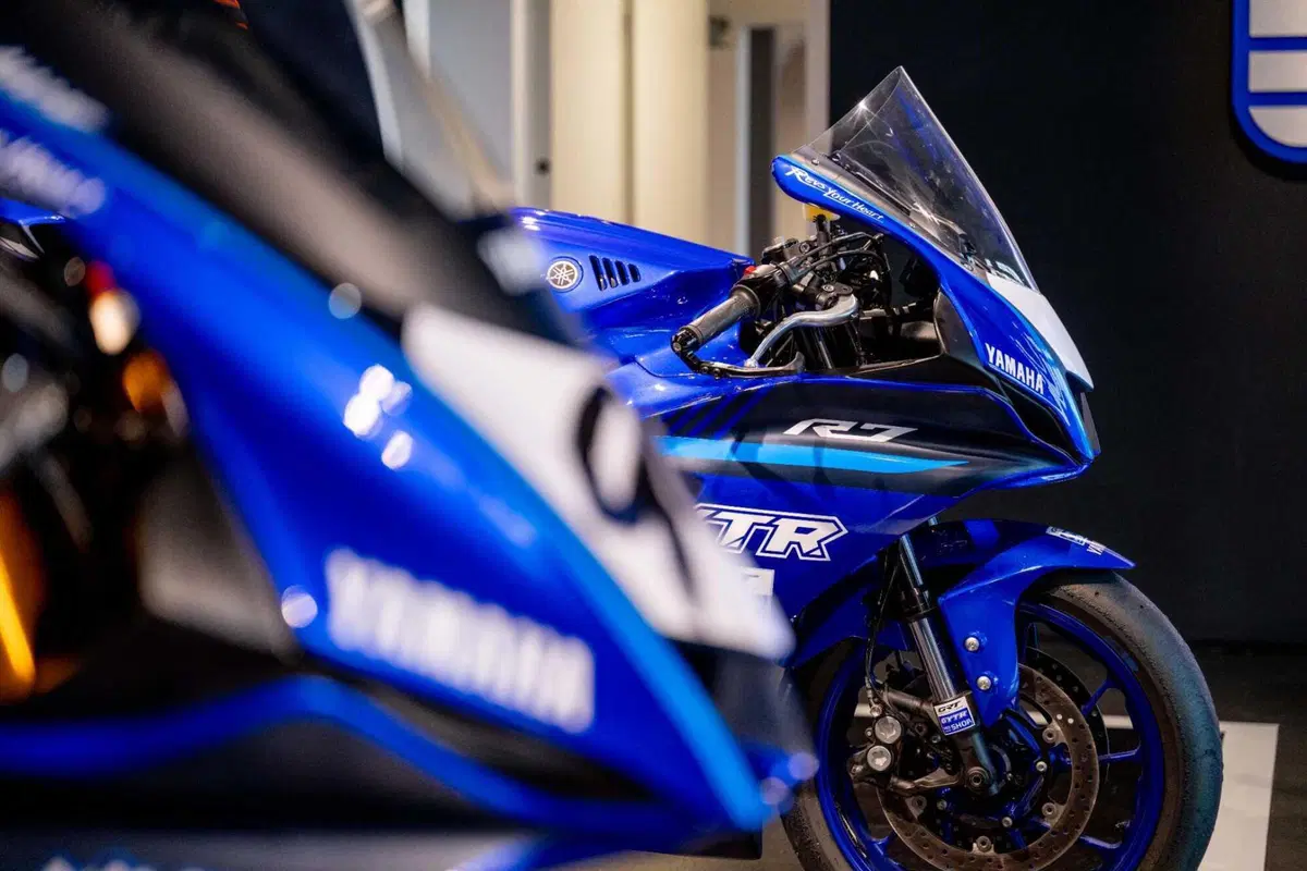 Yamaha R9: al Blue Racing Day 2025 è lei la star. L'abbiamo provata in pista a Misano [GALLERY] (24)