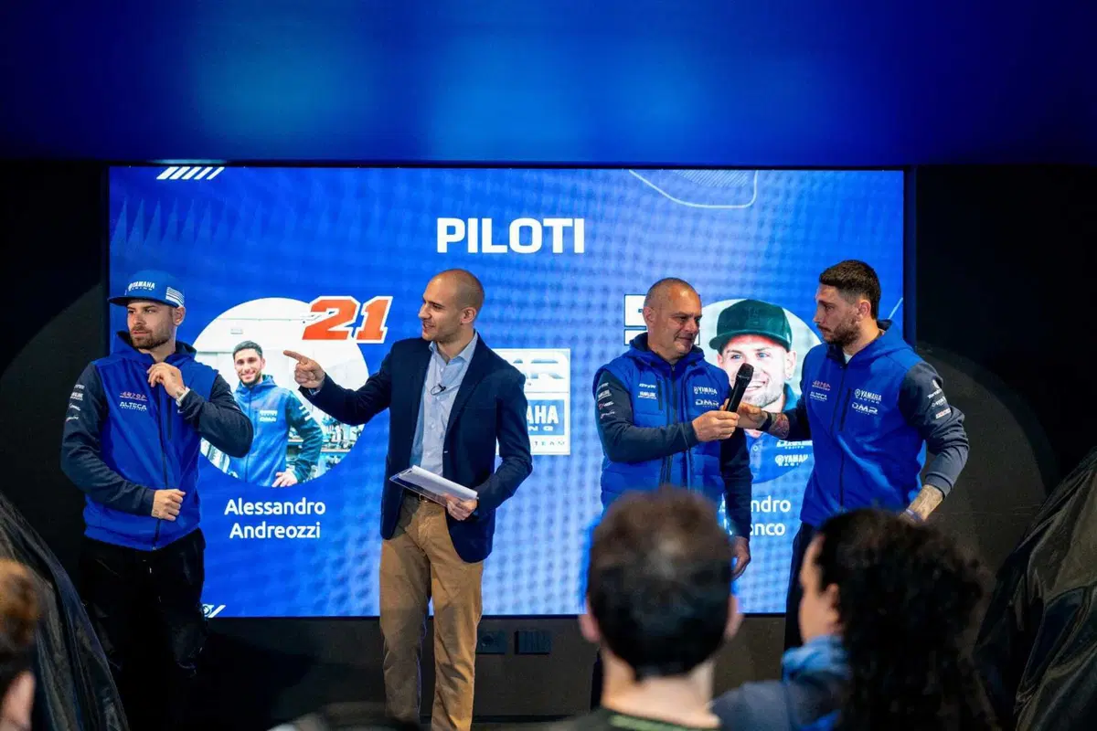 Yamaha R9: al Blue Racing Day 2025 è lei la star. L'abbiamo provata in pista a Misano [GALLERY] (31)