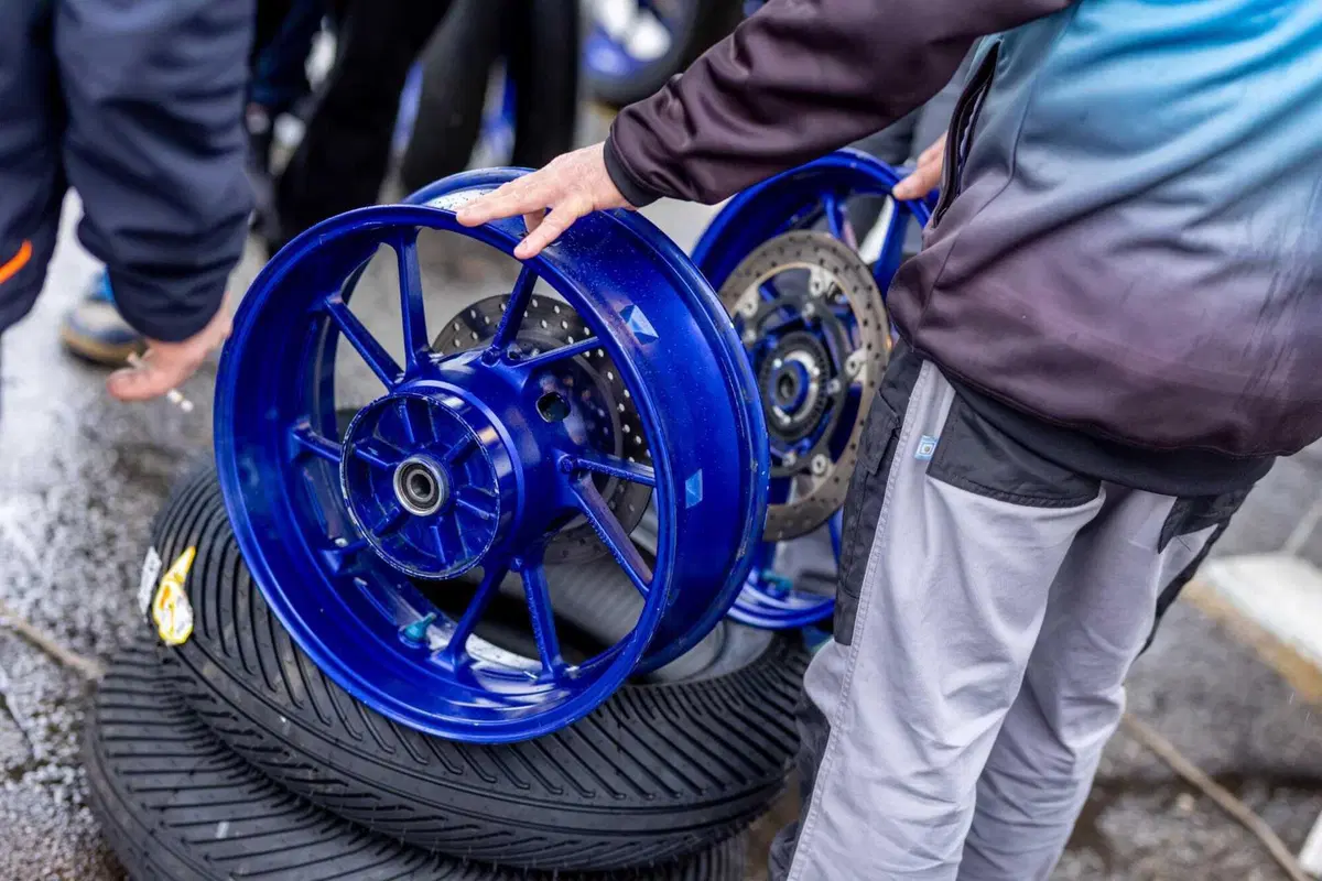Yamaha R9: al Blue Racing Day 2025 è lei la star. L'abbiamo provata in pista a Misano [GALLERY] (41)