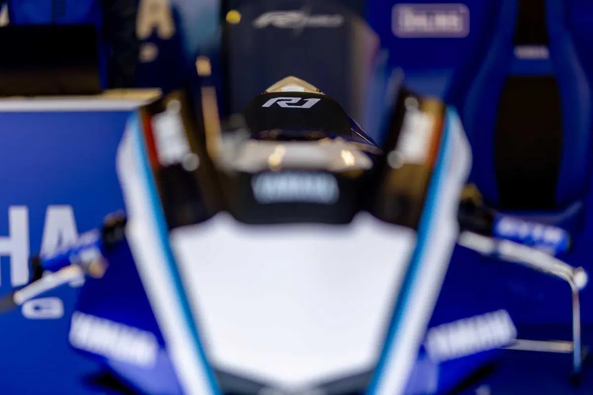 Yamaha R9: al Blue Racing Day 2025 è lei la star. L'abbiamo provata in pista a Misano [GALLERY] (45)
