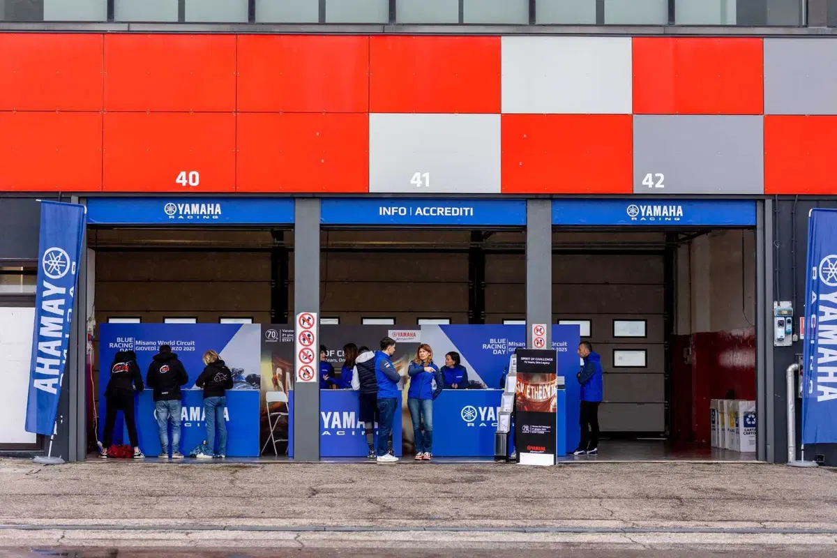 Yamaha R9: al Blue Racing Day 2025 è lei la star. L'abbiamo provata in pista a Misano [GALLERY] (46)