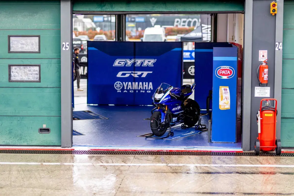 Yamaha R9: al Blue Racing Day 2025 è lei la star. L'abbiamo provata in pista a Misano [GALLERY] (59)