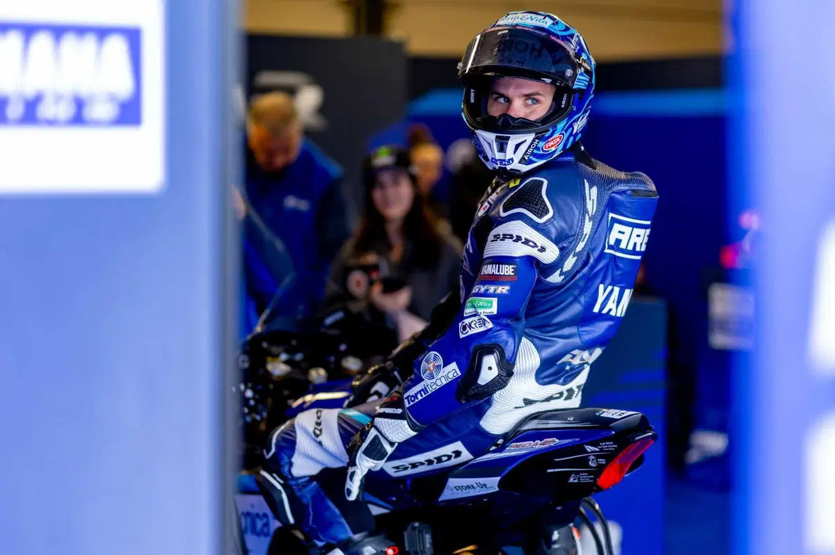 Yamaha R9: al Blue Racing Day 2025 è lei la star. L'abbiamo provata in pista a Misano [GALLERY] (61)