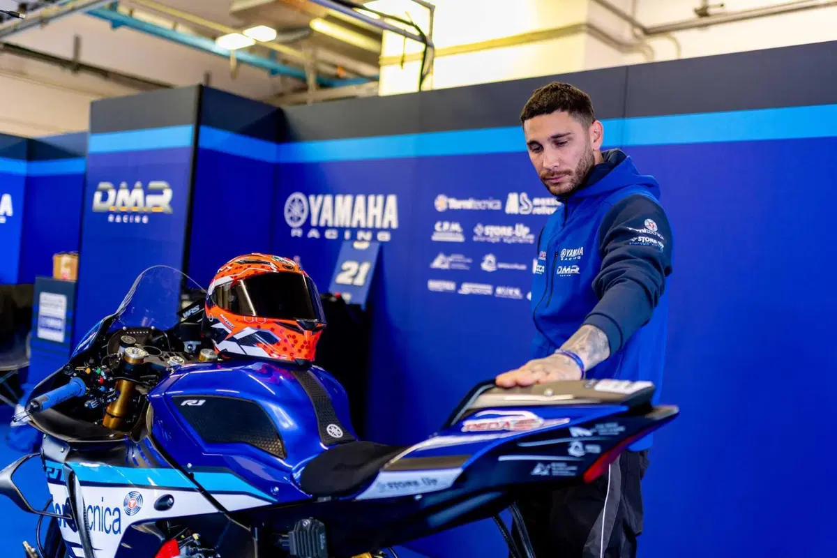 Yamaha R9: al Blue Racing Day 2025 è lei la star. L'abbiamo provata in pista a Misano [GALLERY] (63)