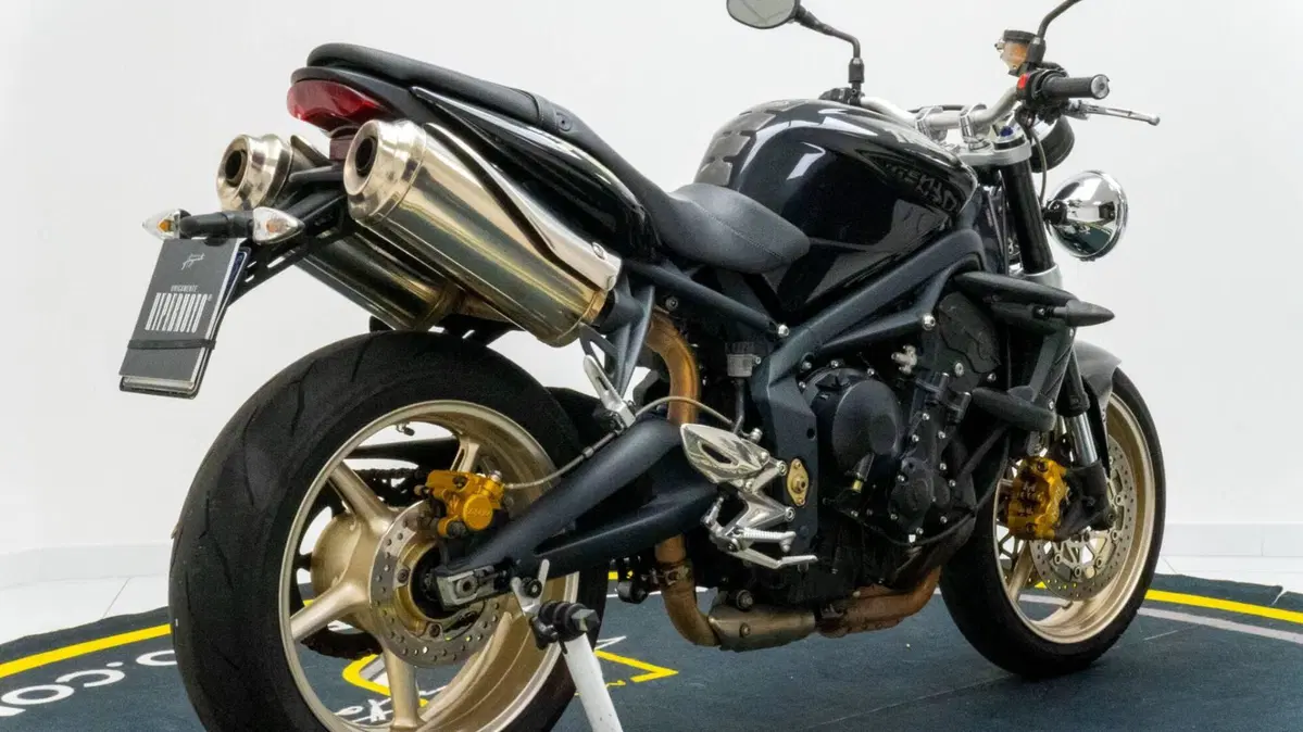 Triumph Street Triple (2007 - 12) (4)