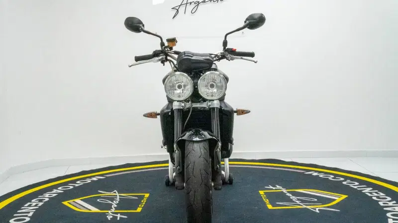 Triumph Street Triple (2007 - 12) (9)