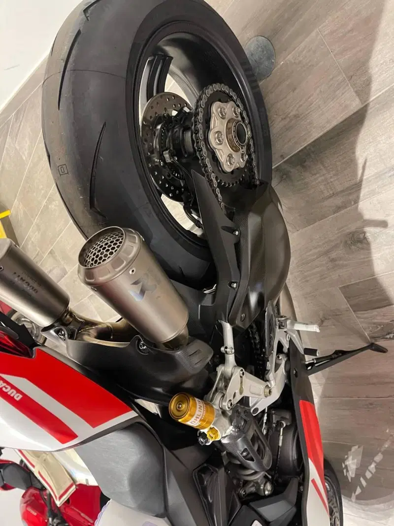Ducati Superleggera 1299 (2017) (14)