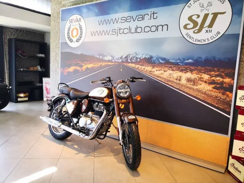 Royal Enfield Classic 350 (2021 - 26) (4)